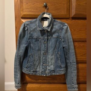 Super cute Pilcro denim jacket with puff sleeves, size small
